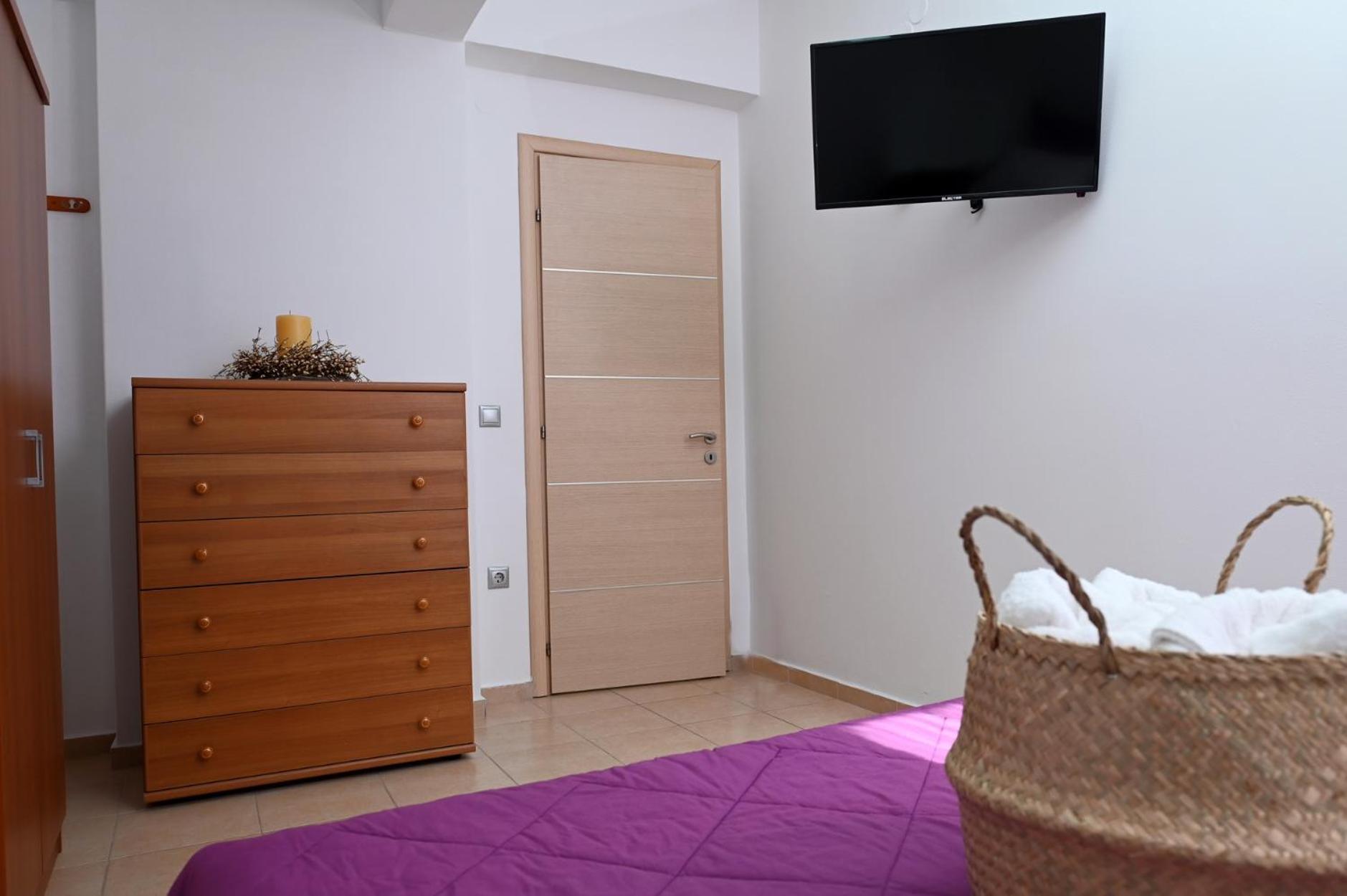 Oasis Lower Ground Floor Apartment Argos Exterior foto